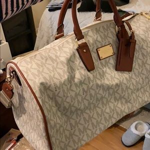 Michael Kors Jet Set Duffel